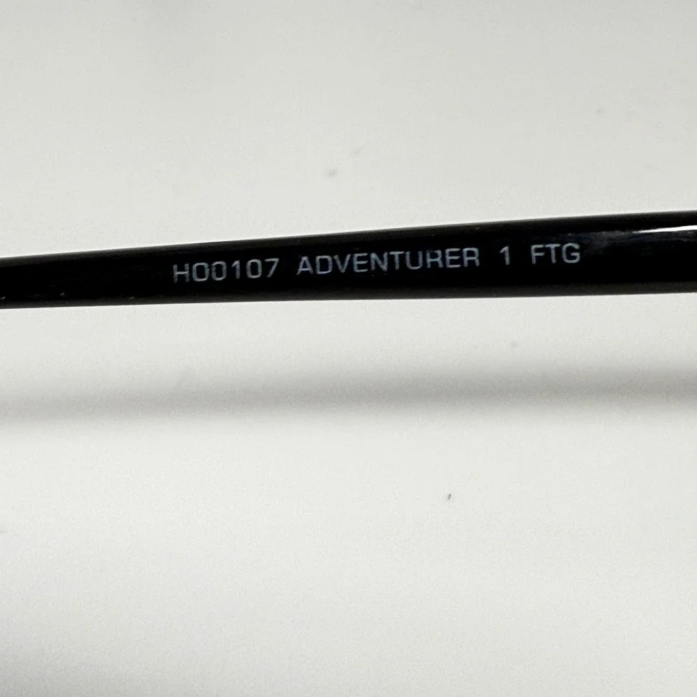 Merona Adventurer 1 FTG Aviator Sunglasses Black Frame Amber Lens H00107‎